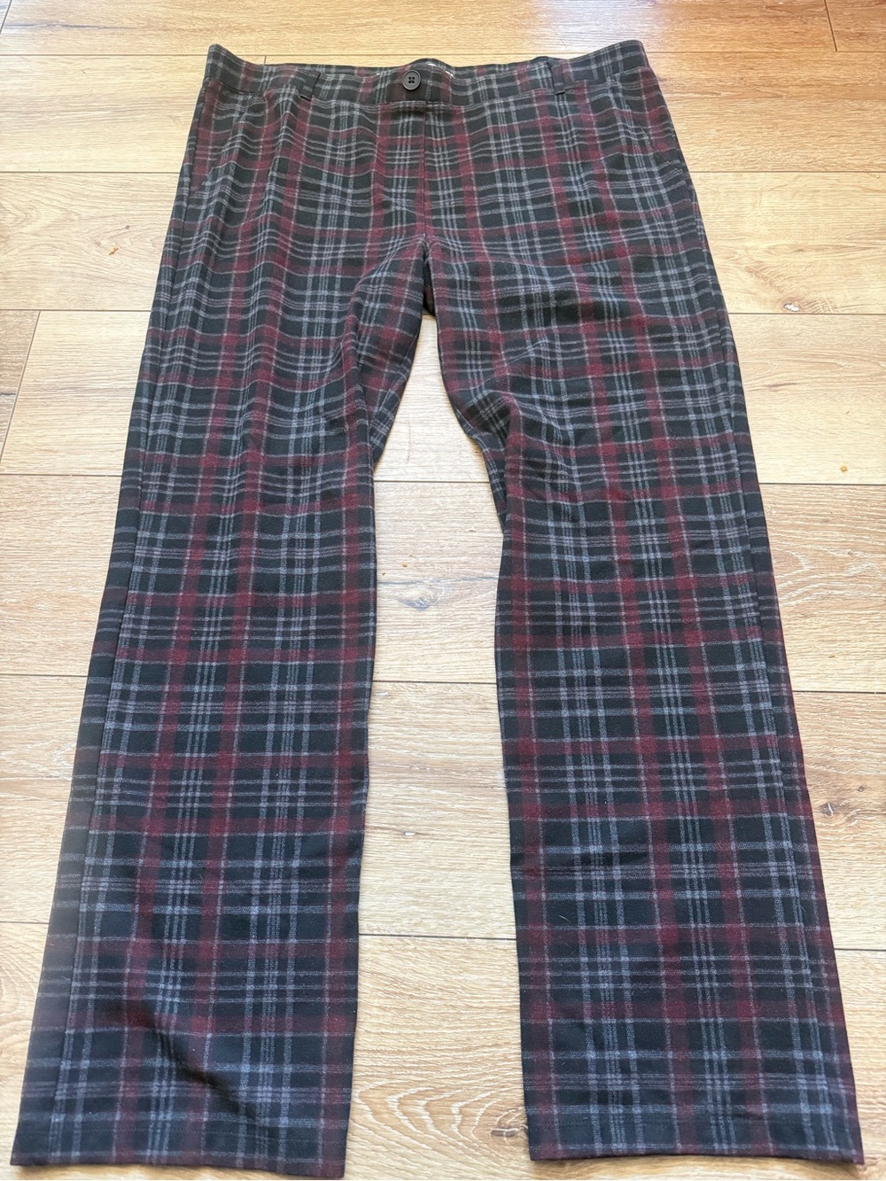Betabrand Women's Straight Leg Plaid Pants in Black and Burgundy size 2XP
